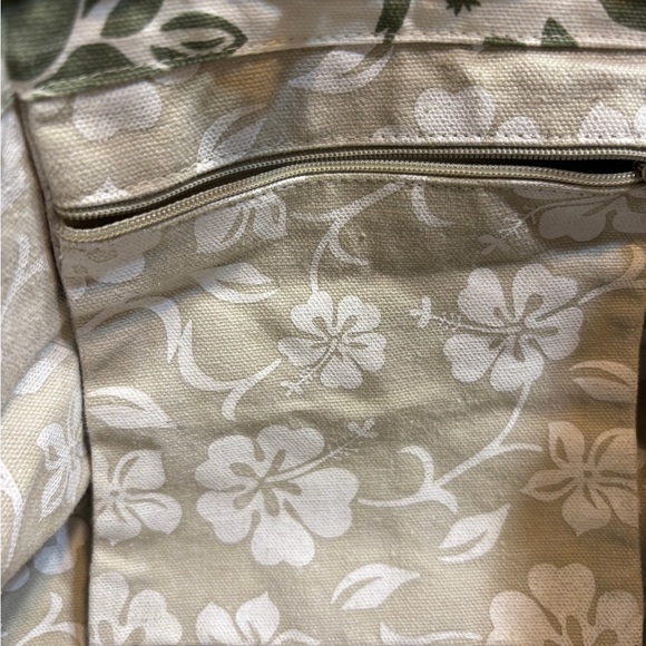 Adidas Green and White Floral 100%‎ Cotton Tote Bag - Picture 3 of 5